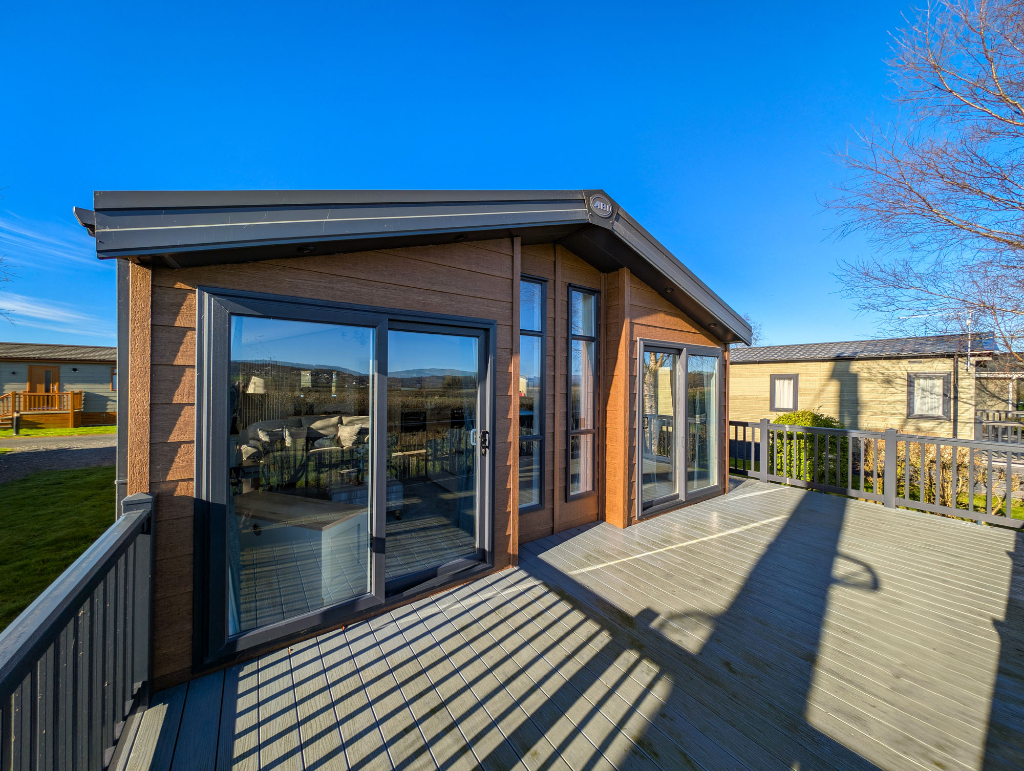 property gallery image 1