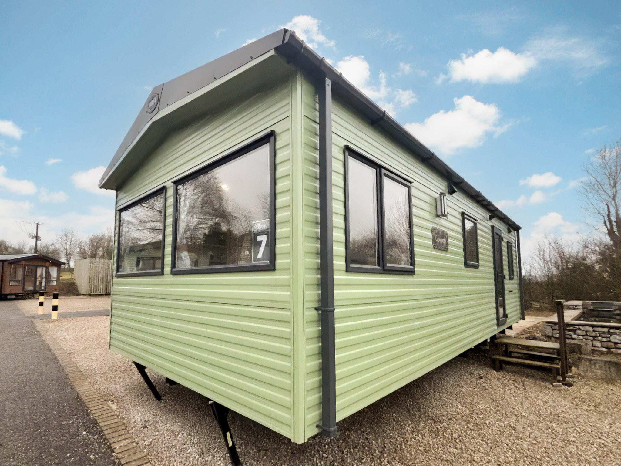 property gallery image 1