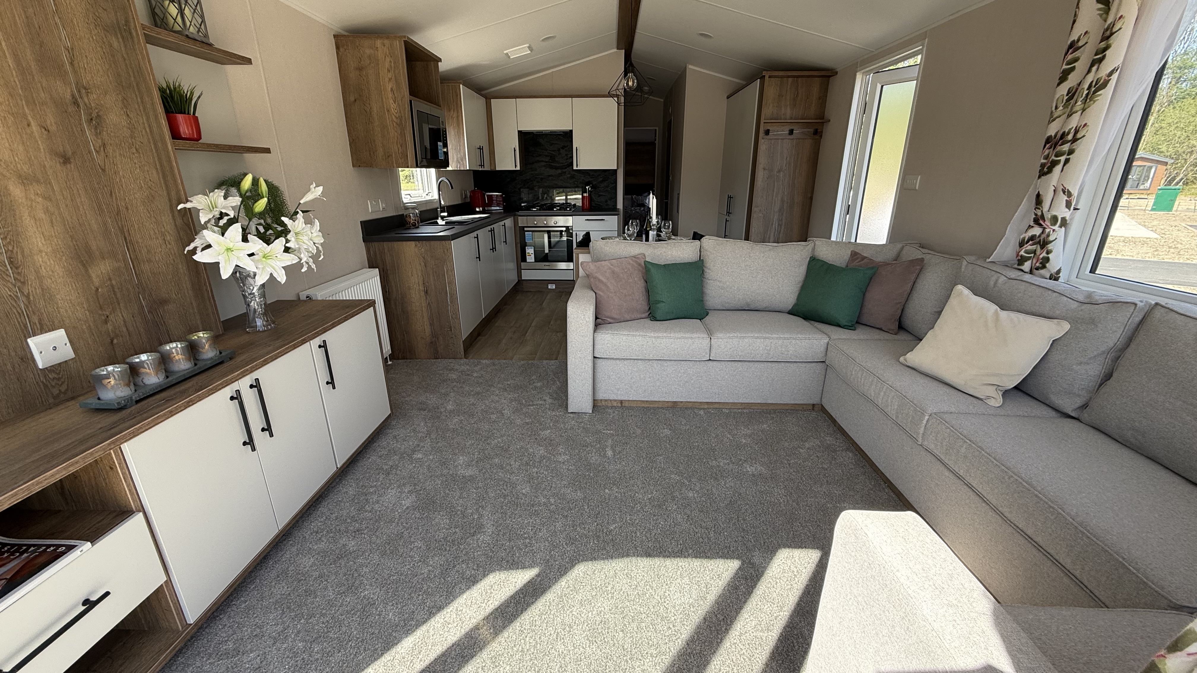 property gallery image 1