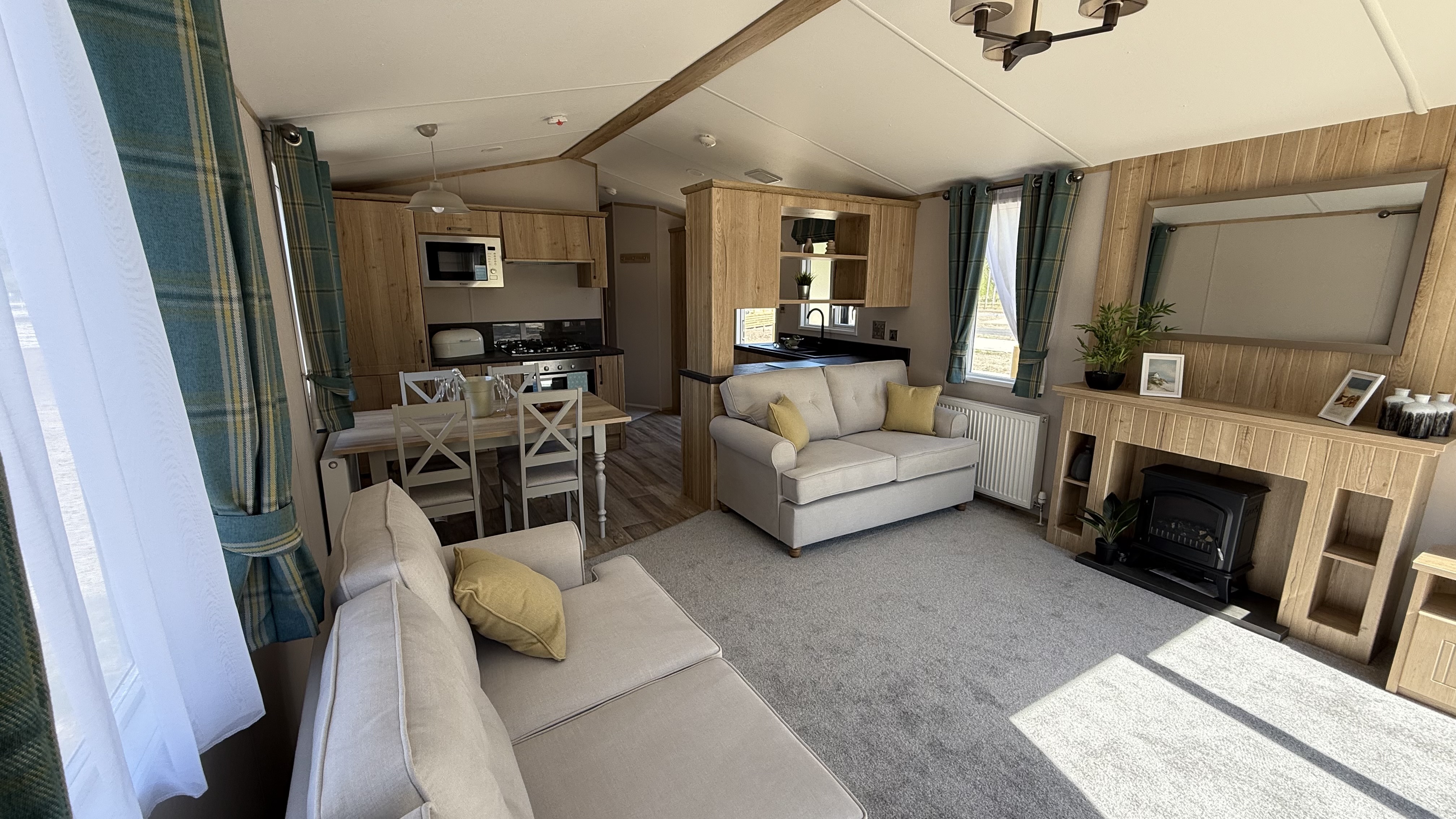 property gallery image 1