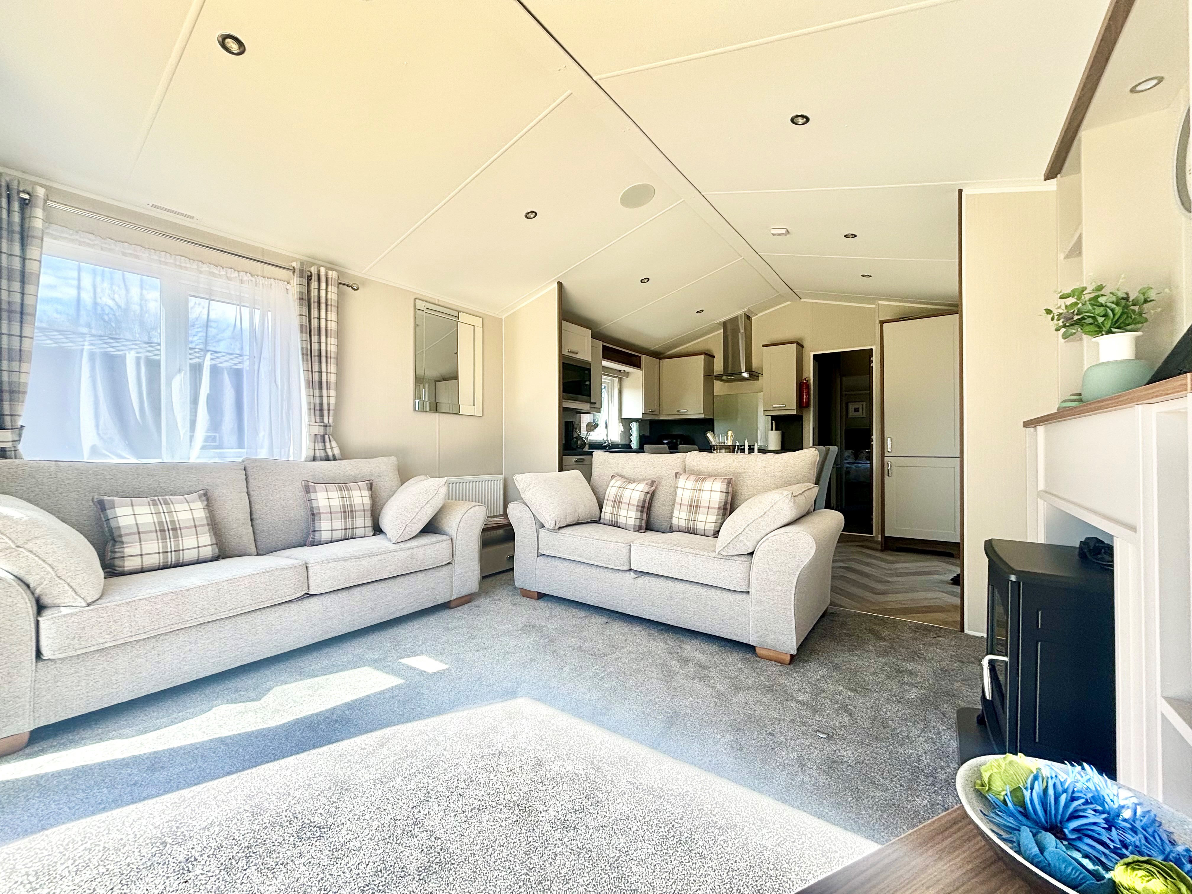 property gallery image 2