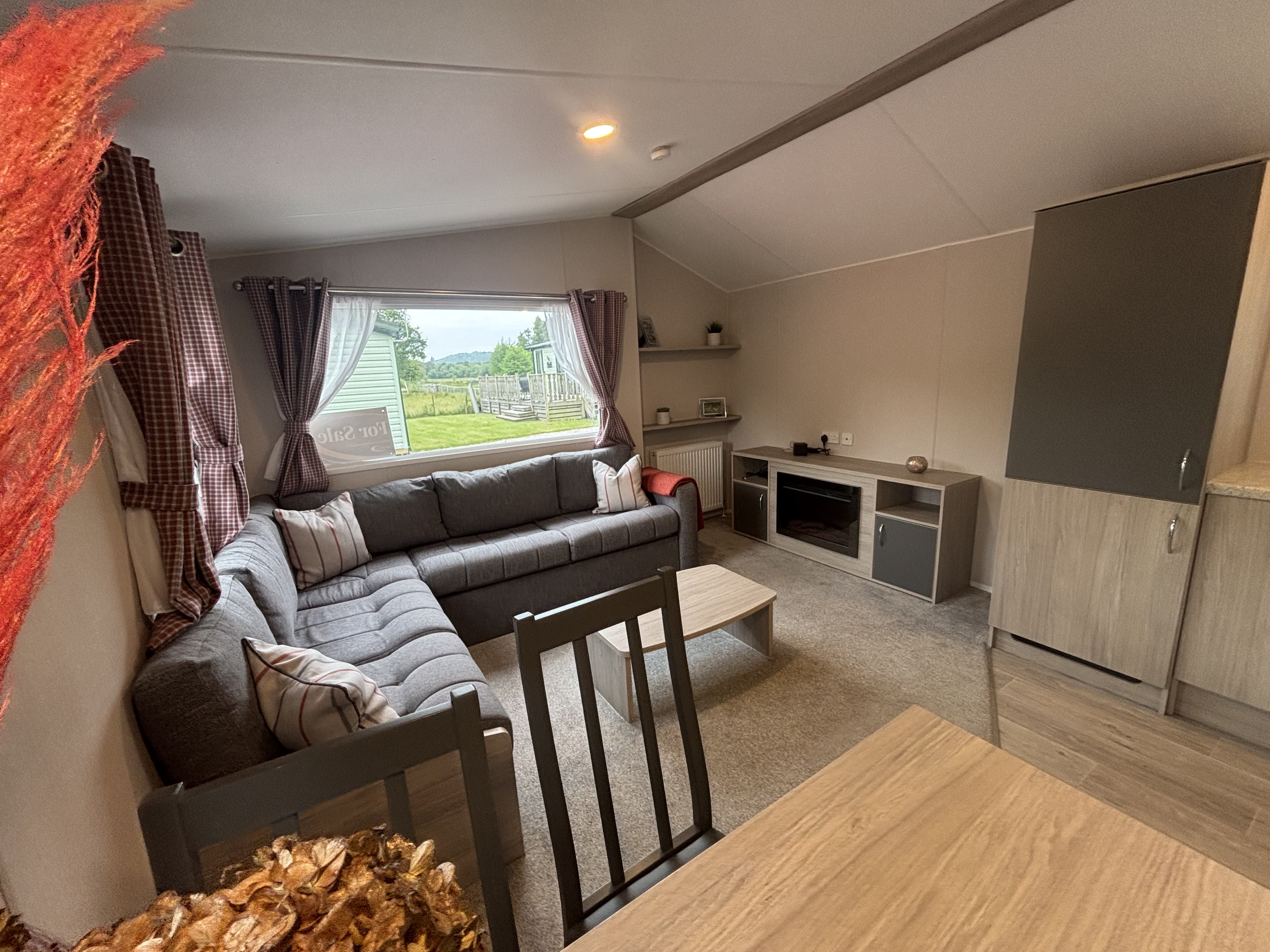 property gallery image 2