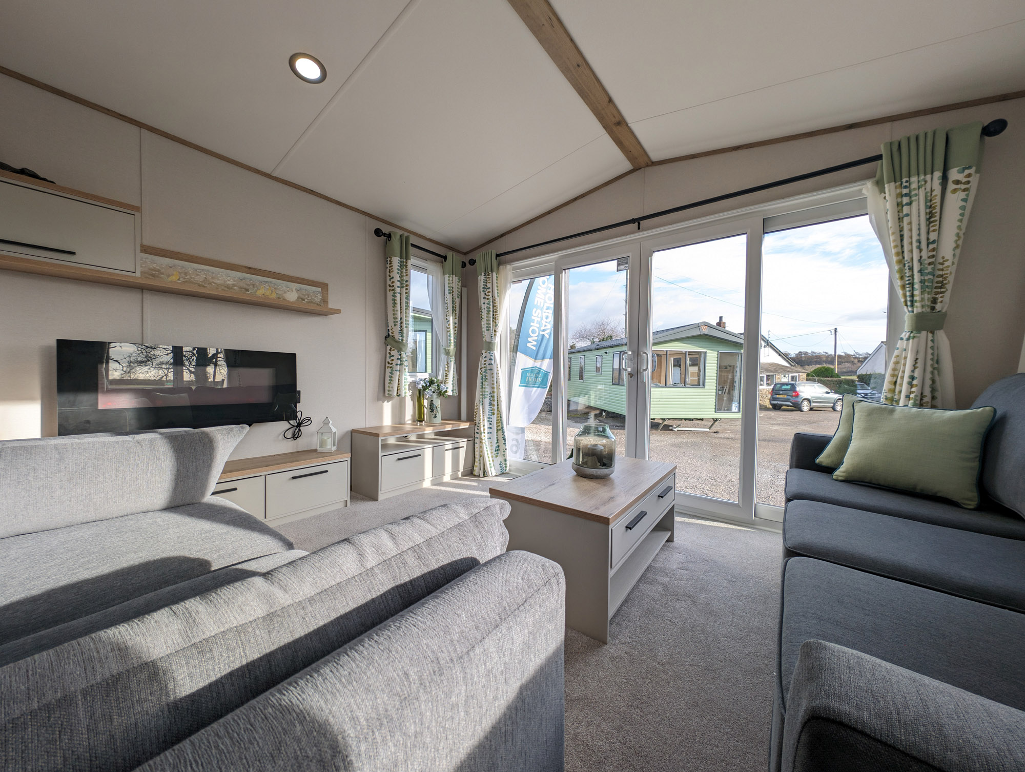 property gallery image 2