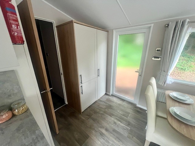 property gallery image 7