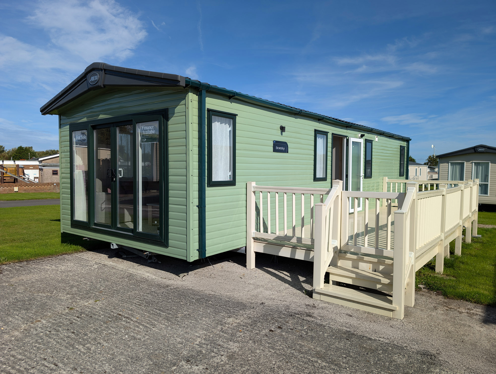 property gallery image 1