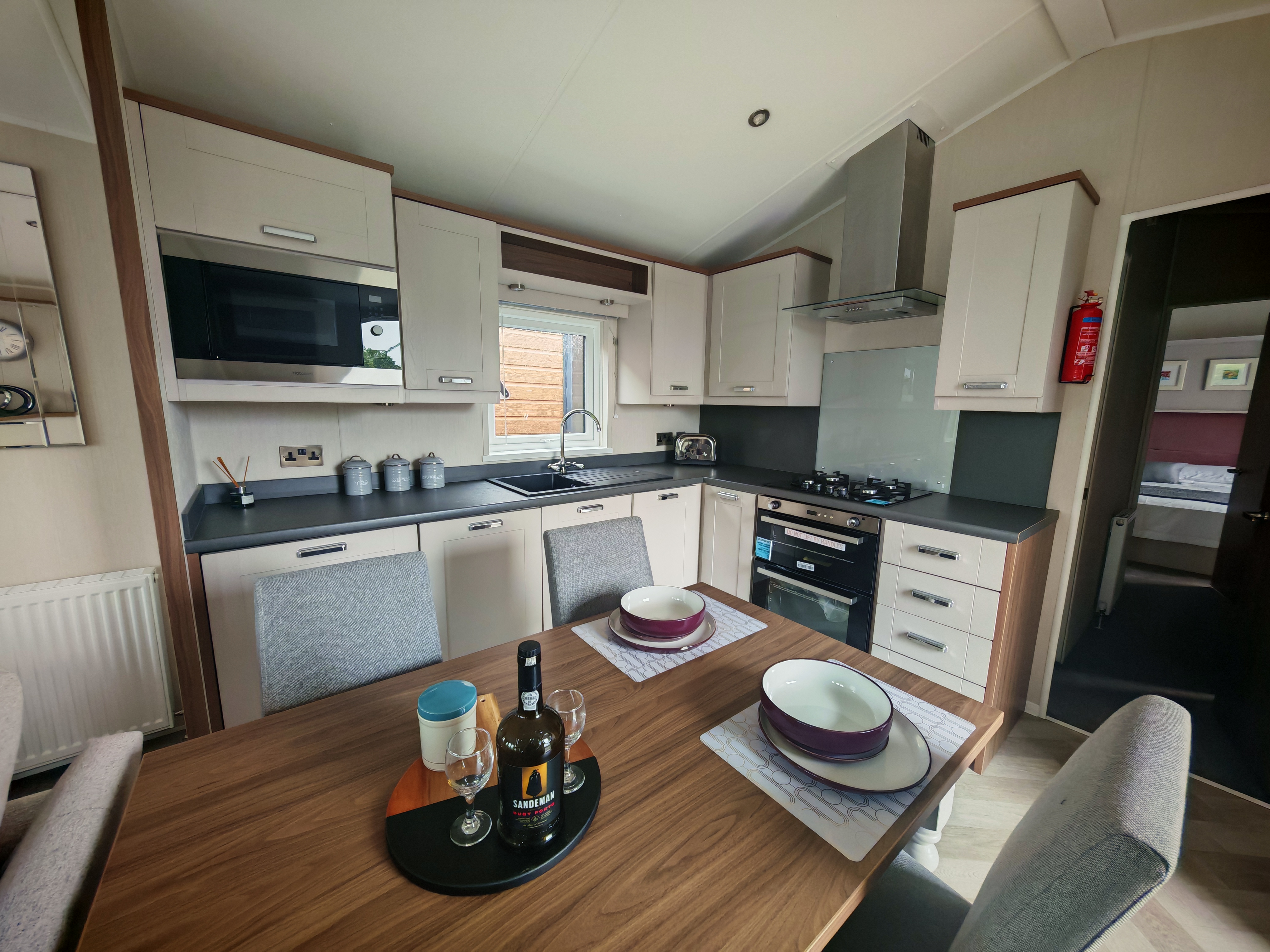 property gallery image 3