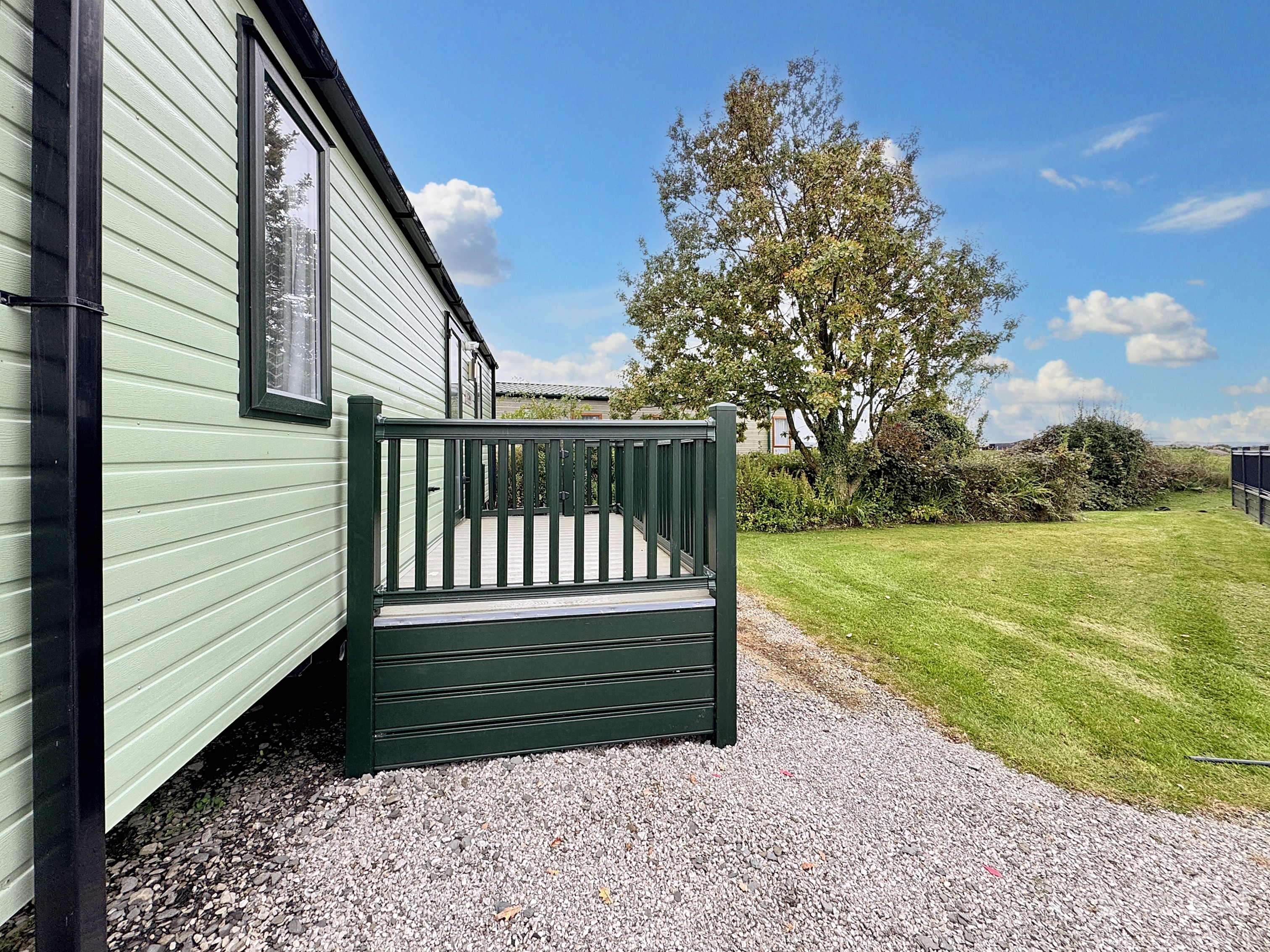 property gallery image 2