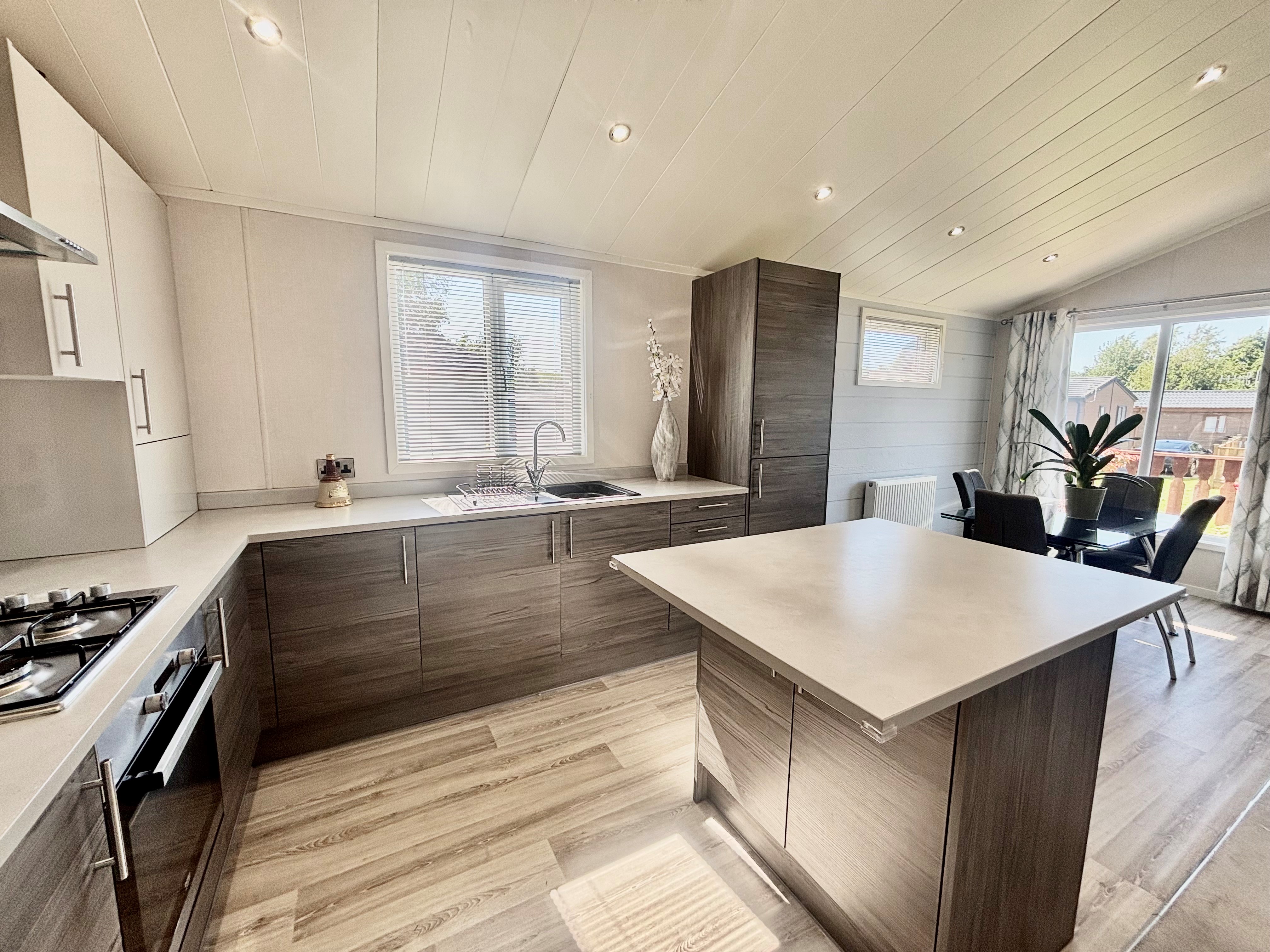 property gallery image 4