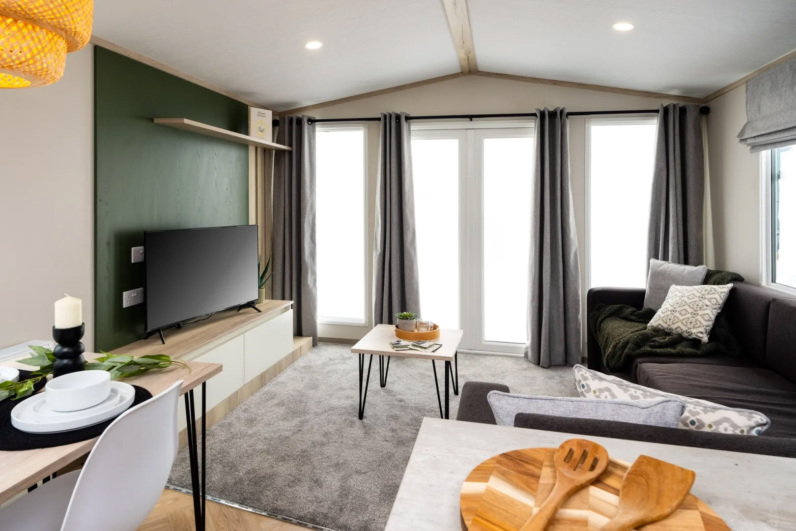 property gallery image 1